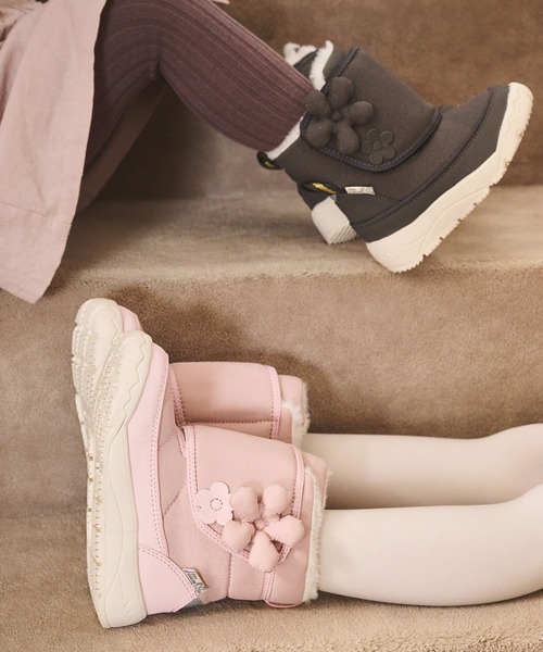 IFME（イフミー）の「KIDS｜ifme CALIN ビッグフラワーブーツ（ブーツ・キッズ・ブラック/グレー/ピンク・19.0cm/18.0cm/17.0cm/16.0cm/15.0cm）」の6枚目の写真