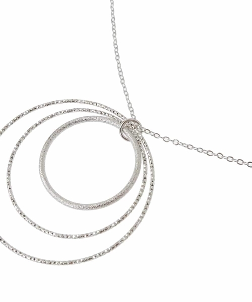 a.v.v（アーヴェヴェ）の「サークルロングネックレス（ネックレス・レディース・シルバー/ゴールド・38）」の14枚目の写真