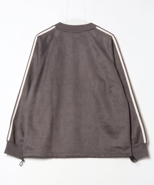 ANPAS(アンパス)の「Fake Suede Soccer Game Shirt/フェイクスエード Vネック ゲームシャツ スウェット トップス ユニフォーム(スウェット・メンズ・ベージュ/アイボリー/チャコール・M/L)」の4枚目の写真