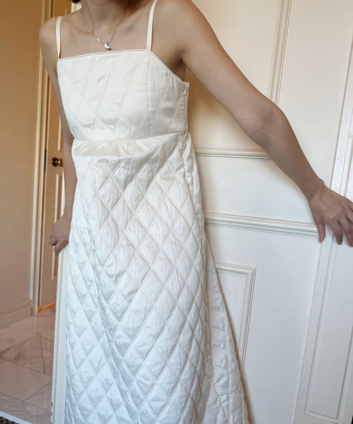 NE QUITTEZ PAS!(ヌキテパ)の「【ne Quittez pas / ヌキテパ】Quilting Cami Dress(ワンピース・レディース・ホワイト・SMALL)」の8枚目の写真