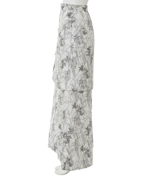 UN3D.(アンスリード)の「LINE FLOWER PADDED ZIP SK / ラインフラワーパデッドジップスカート(スカート・レディース・ブラック/ホワイト・36/38)」の16枚目の写真