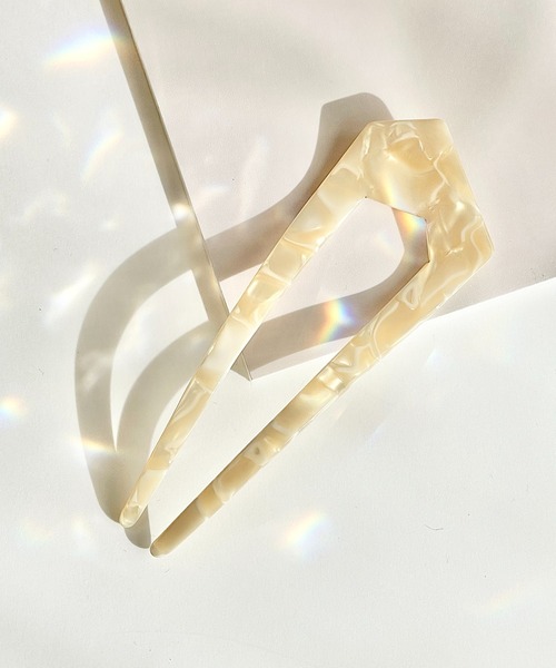 ciite'(シーテ)の「シェリーミックスマーブルかんざし(バレッタ/ヘアクリップ・レディース・ブラック/アイボリー・FREE)」の3枚目の写真