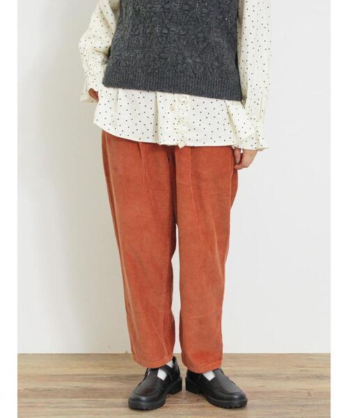 Samansa Mos2（サマンサ モスモス）の「【Lサイズ WEB限定】コーデュロイテーパードパンツ（その他パンツ・レディース・ベージュ/チャコールグレー/カーキ/オレンジ・L/M）」の4枚目の写真