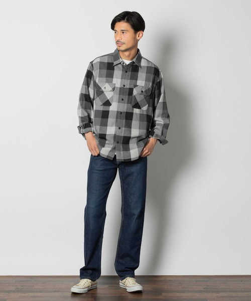 Levi's(リーバイス)の「Levi's(リーバイス)【メンズ】「WARM」「505」デニムパンツレギュラーストレート(デニムパンツ・メンズ・ダークインディゴブルー・32inch/29inch/30inch/31inch/33inch/34inch/36inch/28inch)」の2枚目の写真