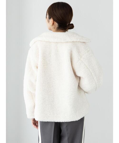 Te chichi TERRASSE（テチチテラス）の「ボリュームボアブルゾン（ブルゾン・レディース・モカ/オフホワイト/チャコールグレー・F）」の15枚目の写真