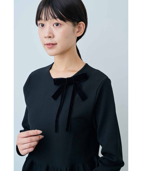 IEDIT(イディット)の「IEDIT 福田麻琴さんコラボ ノーブルに彩るベロアリボンブローチ〈ブラック〉(ブローチ/コサージュ・レディース・ブラック・ONE SIZE)」の3枚目の写真