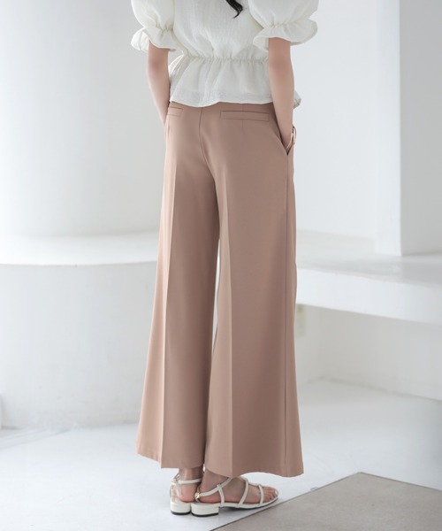 MERAKI(メラキ)の「セミワイドタックパンツ(その他パンツ・レディース・ベージュ/ブラック/ライトグレー/アイボリー・S/M)」の9枚目の写真