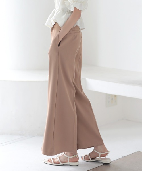 MERAKI(メラキ)の「セミワイドタックパンツ(その他パンツ・レディース・ベージュ/ブラック/ライトグレー/アイボリー・S/M)」の10枚目の写真