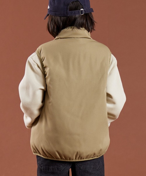 PAIRMANON STREET（ペアマノンストリート）の「【PAIRMANON STREET】モチーフ 胸刺繍 中綿 パディング シームレス ベスト（ベスト・キッズ・ベージュ/ブラック/オフホワイト・120/90/140/160/130/150/110/100）」の17枚目の写真