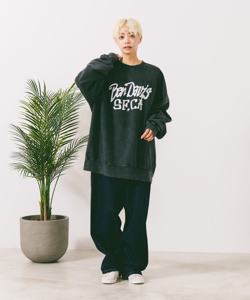 BEN DAVIS(ベンデイビス)の「【BEN DAVIS/ベンデイビス】TAGGING FADED CREW/オーバーサイズ 裏起毛 ストリート バックプリント ロゴ ワンポイント スウェット トレーナー/レディース メンズ(スウェット・メンズ・ブラック/パープル・LARGE/MEDIUM/X-LARGE)」の4枚目の写真