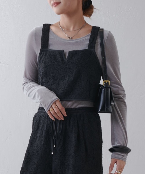 Lui's(ルイス)の「刺繍レースキャミビスチェ(Tシャツ/カットソー・レディース・アイボリー/ブラック・FREE)」の2枚目の写真