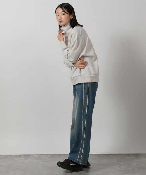 LAKOLE（ラコレ）の「レターロゴハーフZIPプルオーバー / 291834（スウェット・レディース・ピンク/グリーン/オートミール/ネイビー・FREE）」の6枚目の写真