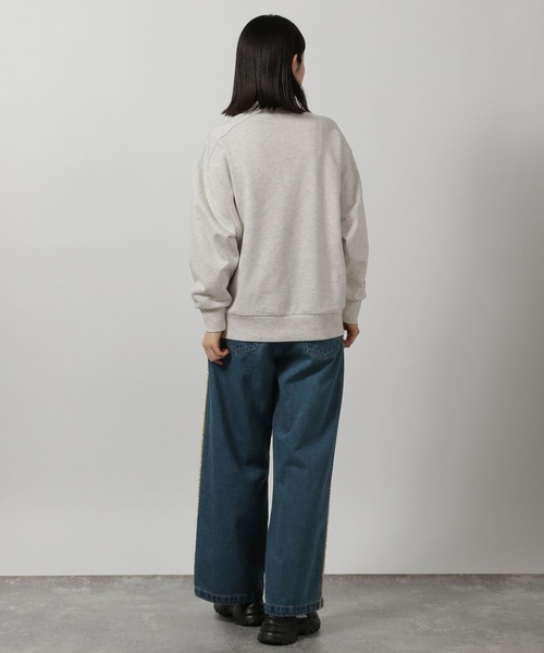 LAKOLE（ラコレ）の「レターロゴハーフZIPプルオーバー / 291834（スウェット・レディース・ピンク/グリーン/オートミール/ネイビー・FREE）」の5枚目の写真