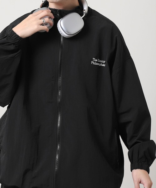 ZIP FIVE(ジップファイブ)の「【ZIP FIVE】 ワンポイント刺繍 ドローコード内蔵 ナイロン トラックジャケット 【セットアップ可能】(ナイロンジャケット・メンズ・ネイビー/チャコール/ブルー/ブラック・MEDIUM/LARGE)」の6枚目の写真