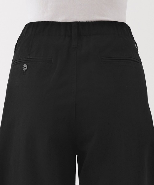 無印良品（ムジルシリョウヒン）の「婦人　ムラ糸　チノタックワイドパンツ（その他パンツ・レディース・ダークグレー/ダークベージュ/ブラック/アイボリー・S/M/L/XL）」の17枚目の写真