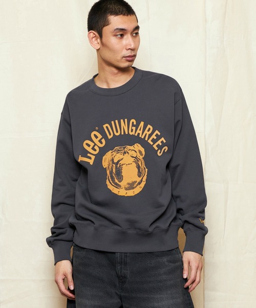 Lee（リー）の「Lee/リー ブルドッグプリントスウェット 親子リンク可能（スウェット・メンズ・チャコール/オフホワイト/グレー・MEDIUM/LARGE/SMALL/X-LARGE）」の4枚目の写真