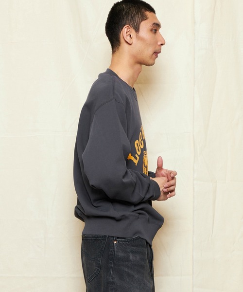 Lee（リー）の「Lee/リー ブルドッグプリントスウェット 親子リンク可能（スウェット・メンズ・チャコール/オフホワイト/グレー・MEDIUM/LARGE/SMALL/X-LARGE）」の6枚目の写真