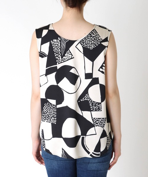 TITE IN THE STORE（ティテ　インザ　ストア）の「【CHIGNON/シニヨン】前後2WAYアート柄ブラウス（シャツ/ブラウス・レディース・カーキ/ブラック・38）」の19枚目の写真