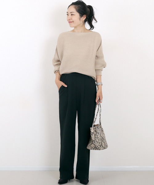 Aletta vita(アレッタビータ)の「エステルスパンタックセミワイドパンツ(その他パンツ・レディース・ブラック/ライトベージュ/ブラウン・M/TALL)」の13枚目の写真