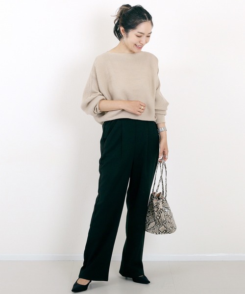 Aletta vita(アレッタビータ)の「エステルスパンタックセミワイドパンツ(その他パンツ・レディース・ブラック/ライトベージュ/ブラウン・M/TALL)」の9枚目の写真
