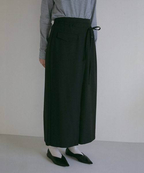 MANOF(マノフ)の「LINEN WRAP SKIRT(スカート・レディース・ブラック/ベージュ・S/M)」の22枚目の写真