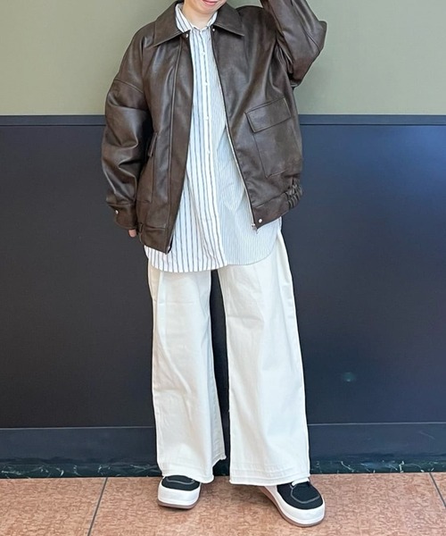 Green Parks(グリーンパークス)の「タックワイドデニムパンツ(デニムパンツ・レディース・ブルー系その他/ホワイト/ブラック・FREE)」の15枚目の写真