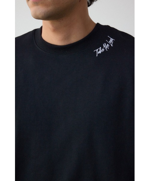 AZUL by moussy(アズールバイマウジー)の「相良刺繍ミニ裏毛トップス(スウェット・メンズ・ホワイト/ブラック/ライトピンク・MEDIUM/LARGE)」の16枚目の写真