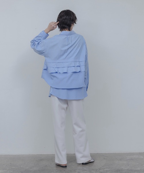 Eimee Law（エイミーロウ）の「ティアードフリルストライプシャツ（シャツ/ブラウス・レディース・オフホワイト/ライトブルー/アイボリー/ブルー・FREE）」の22枚目の写真