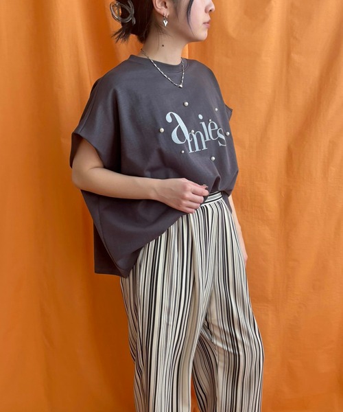 LHELBIE(レルビエ)の「パール+ロゴボックスTシャツ(Tシャツ/カットソー・レディース・ネイビー/チャコールグレー/オフホワイト・M)」の21枚目の写真