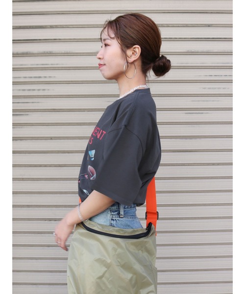 Ungrid（アングリッド）の「スポーツデザインロゴTee（Tシャツ/カットソー・レディース・ブルー/チャコールグレー/オフホワイト・FREE）」の19枚目の写真