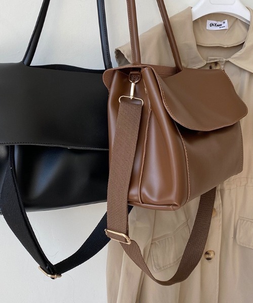 gossip!ロサンゼルス(ゴシップロサンゼルス)の「2WAY メッセンジャー トートバッグ A4収納可能(ショルダーバッグ・レディース・ブラウン/ブラック・FREE)」の17枚目の写真