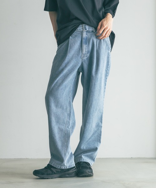 LOWRYS FARM（ローリーズファーム）の「ライトデニムベルテッドパンツ　 327999（デニムパンツ・メンズ・ネイビー/ブルー・MEDIUM/LARGE）」の2枚目の写真