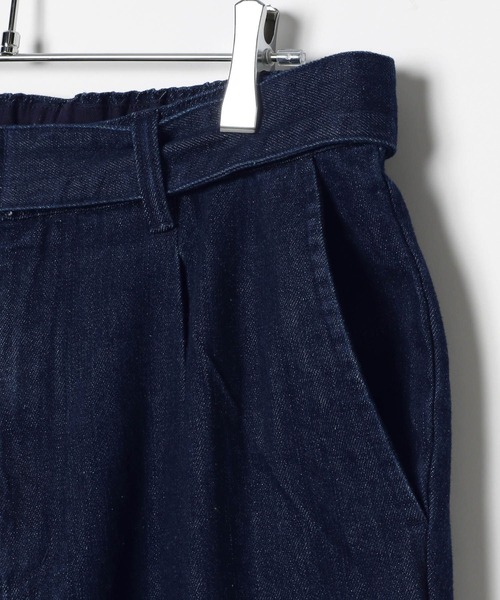 LOWRYS FARM（ローリーズファーム）の「ライトデニムベルテッドパンツ　 327999（デニムパンツ・メンズ・ネイビー/ブルー・MEDIUM/LARGE）」の6枚目の写真