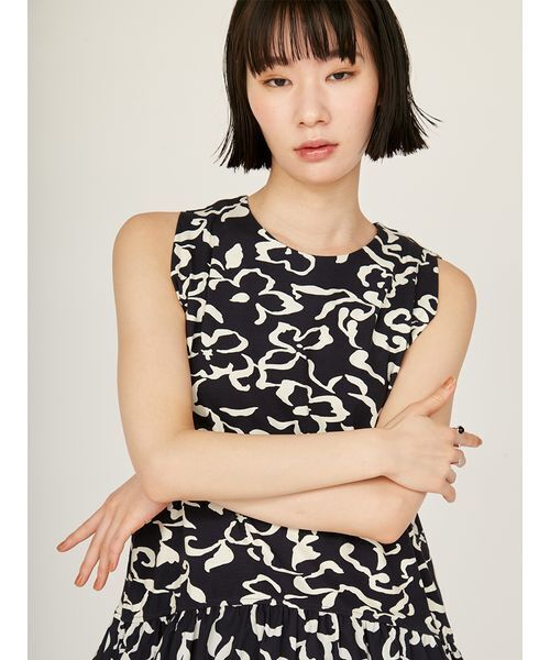 極美品✨ emmi エミ ロング ノースリーブ ボウタイ ドレス ワンピース 柄 限定カラー】【emmi×PlaX（TM）】パイルアメスリワンピース
