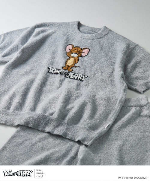 une nana cool（ウンナナクール）の「トムとジェリー × une nana cool なめらかふわふわプルオーバー&ハーフパンツセット（ルームウェア/パジャマ・レディース・ブラック/グレー・M-L）」の2枚目の写真