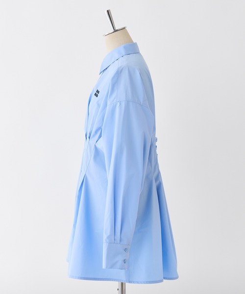 one after another NICE CLAUP（ワンアフターアナザーナイスクラップ）の「【-5㎏見え】バックレースアップシャツチュニック（シャツ/ブラウス・レディース・サックスブルー系/サックスブルー/オフホワイト・FREE）」の4枚目の写真