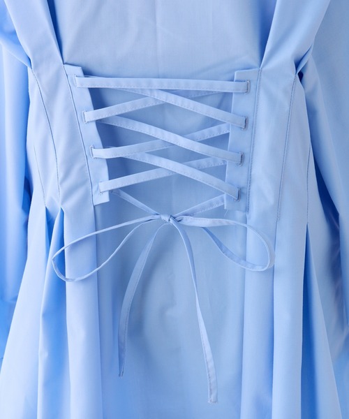 one after another NICE CLAUP（ワンアフターアナザーナイスクラップ）の「【-5㎏見え】バックレースアップシャツチュニック（シャツ/ブラウス・レディース・サックスブルー系/サックスブルー/オフホワイト・FREE）」の8枚目の写真