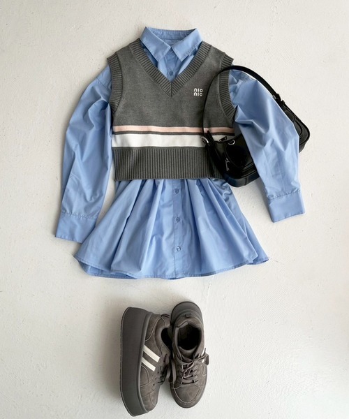 one after another NICE CLAUP（ワンアフターアナザーナイスクラップ）の「【-5㎏見え】バックレースアップシャツチュニック（シャツ/ブラウス・レディース・サックスブルー系/サックスブルー/オフホワイト・FREE）」の11枚目の写真