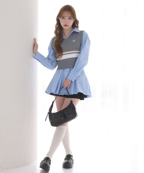 one after another NICE CLAUP（ワンアフターアナザーナイスクラップ）の「【-5㎏見え】バックレースアップシャツチュニック（シャツ/ブラウス・レディース・サックスブルー系/サックスブルー/オフホワイト・FREE）」の20枚目の写真