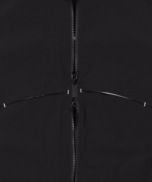 The DUFFER of ST.GEORGE（ザダファーオブセントジョージ）の「〔BLACK LABEL〕CORDURA RIPSTOP TRUCK VEST：セットアップ コーデュラリップストップ トラックベスト（ベスト・メンズ・ブラック・MEDIUM/LARGE/X-LARGE）」の9枚目の写真