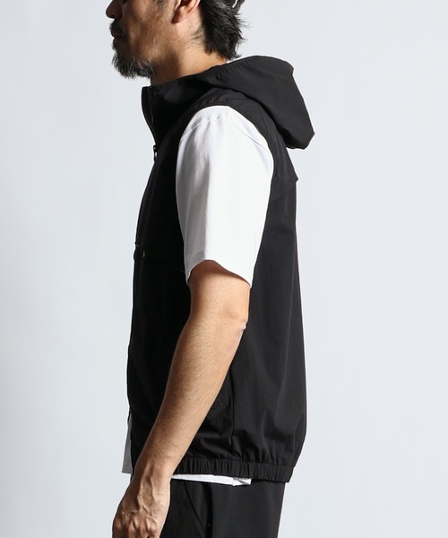 The DUFFER of ST.GEORGE（ザダファーオブセントジョージ）の「〔BLACK LABEL〕CORDURA RIPSTOP TRUCK VEST：セットアップ コーデュラリップストップ トラックベスト（ベスト・メンズ・ブラック・MEDIUM/LARGE/X-LARGE）」の4枚目の写真