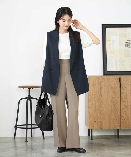 a.v.v（アーヴェヴェ）の「【洗える/イージーケア/UVカット/接触冷感/吸水速乾】サマーストレッチダブルジレ（その他アウター・レディース・ネイビー/ベージュ/ライトグレー・38/36/40）」の8枚目の写真