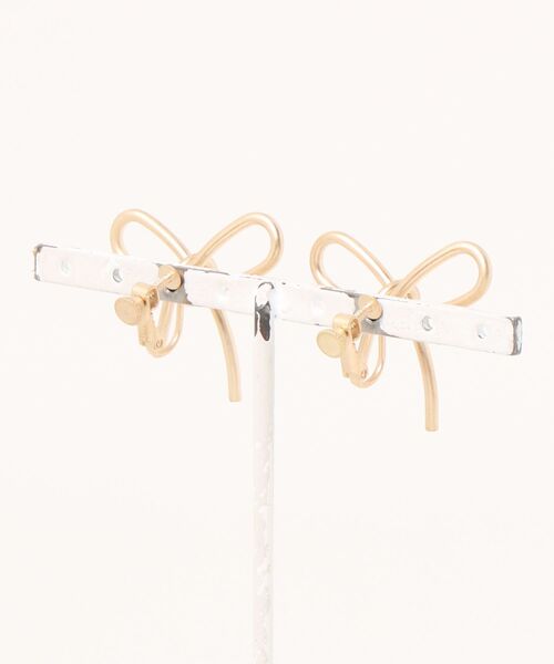 antiqua（アンティカ）の「マットリボンイヤリング（イヤリング・レディース・ゴールド/ブラック/シルバー・フリー）」の19枚目の写真