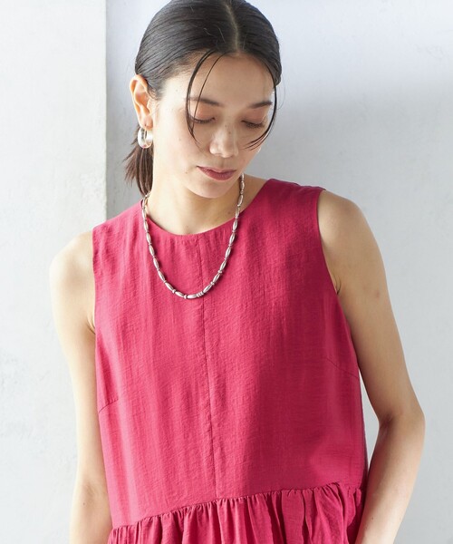 SHIPS（シップス）の「〈手洗い可能〉シルク混 シアー ノースリーブ ワンピース（ワンピース・レディース・ピンク系/ライトブラウン/ブラック・ONE SIZE）」の5枚目の写真