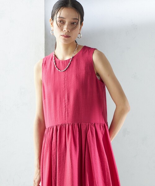 SHIPS（シップス）の「〈手洗い可能〉シルク混 シアー ノースリーブ ワンピース（ワンピース・レディース・ピンク系/ライトブラウン/ブラック・ONE SIZE）」の6枚目の写真