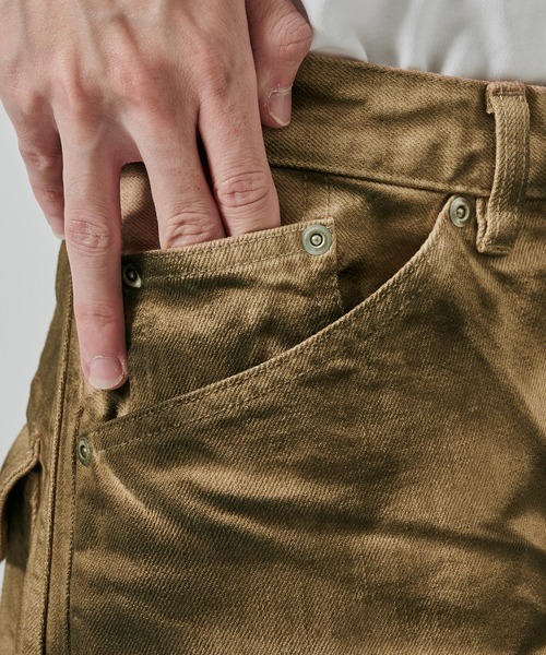 NVRFRGT(ネヴァーフォーゲット)の「3D TWISTED SHORTS(デニムパンツ・メンズ・ベージュ・1/2)」の11枚目の写真