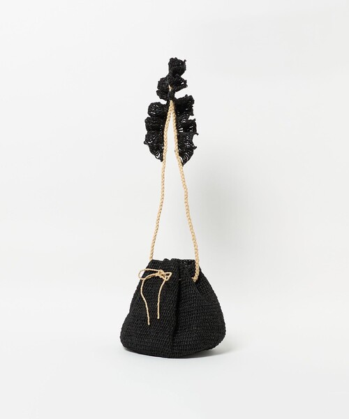 MAISON N.H PARIS（メゾンエヌアッシュパリ）の「＜MAISON N.H PARIS＞ALMA ショルダーバッグ（ショルダーバッグ・レディース・ブラック・FREE）」の4枚目の写真