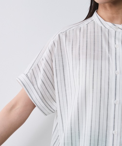 CHIC STYLE（シックスタイル）の「ストライプフレンチスリーブシャツ＜大きいサイズ有＞シックスタイル（シャツ/ブラウス・レディース・ホワイト系/ネイビー系・M/L/LL/3L/4L/5L）」の6枚目の写真