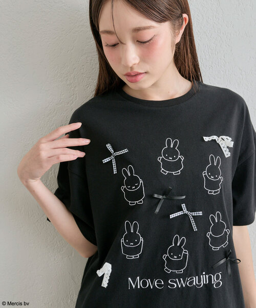 OLIVE des OLIVE(オリーブデオリーブ)の「miffy ribbon Big T(Tシャツ/カットソー・レディース・ホワイト/ブラック/オフホワイト・FREE)」の18枚目の写真