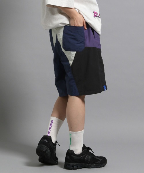 GEORGE'S(ジョージズ)の「スイッチングショートパンツ(その他パンツ・メンズ・ブラック/ネイビー・MEDIUM/LARGE)」の2枚目の写真